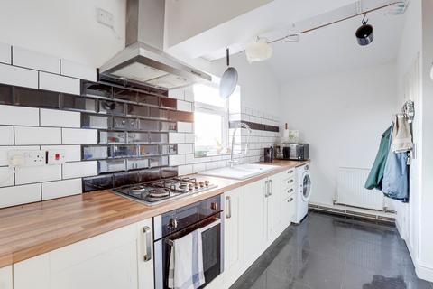 2 bedroom semi-detached house for sale, Lime Tree Road, Nottingham NG15