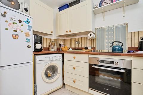 2 bedroom terraced house for sale, King Arthur Close, RYDE, Isle of Wight, PO33