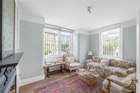 2 bedroom flat for sale, Grimston Road, London, SW6