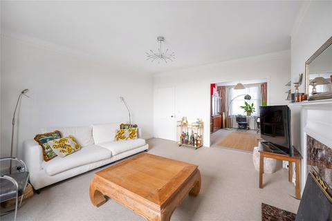3 bedroom flat for sale, Rivermead Court, Ranelagh Gardens, London, SW6
