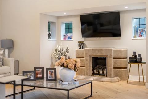 5 bedroom detached house for sale, Bickley Park Road, Bromley
