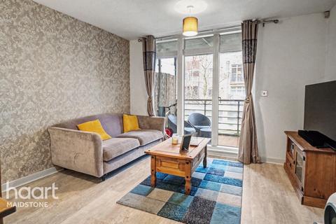 2 bedroom apartment for sale, Kingfisher Meadow, Maidstone