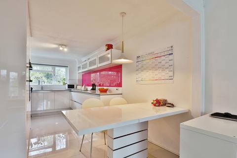 2 bedroom flat for sale, Cavendish Road, Dean Park, Bournemouth, Dorset, BH1