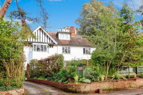 Branksome Wood Road, Bournemouth, Dorset, BH4