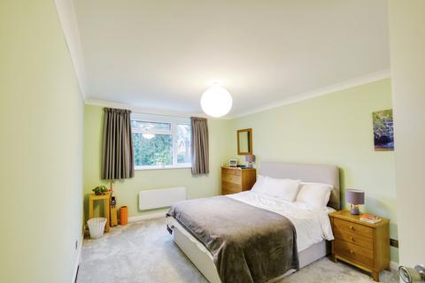 2 bedroom flat for sale, Surrey Road, POOLE, Dorset, BH12
