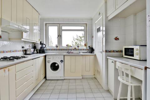 2 bedroom flat for sale, Lindsay Road, Branksome Park, Poole, Dorset, BH13