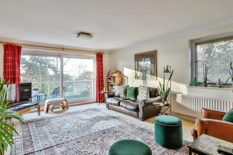 2 bedroom flat for sale, Sandbourne Road, Alum Chine, Bournemouth, Dorset, BH4