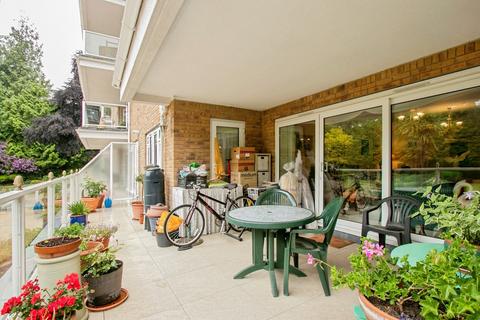 3 bedroom flat for sale, Balcombe Road, Branksome Park, Poole, Dorset, BH13