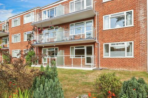 2 bedroom flat for sale, Marlborough Road, Westbourne, Bournemouth, Dorset, BH4