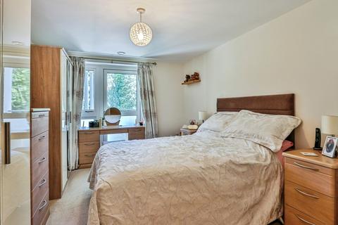 2 bedroom flat for sale, Lindsay Road, Branksome Park, Poole, Dorset, BH13