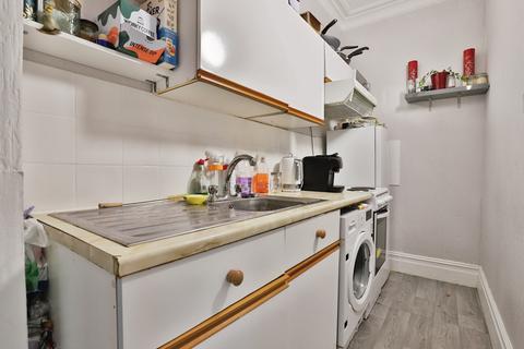 1 bedroom flat for sale, Surrey Road South, Bournemouth, Dorset, BH4