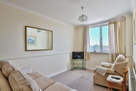 2 bedroom flat for sale, Prince of Wales Road, Westbourne, Bournemouth, Dorset, BH4
