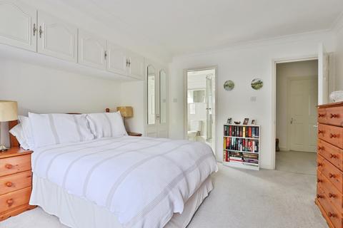 2 bedroom flat for sale, West Cliff Road, West Cliff, Bournemouth, Dorset, BH4
