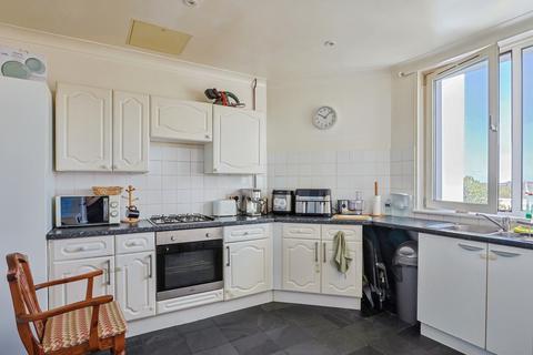 2 bedroom flat for sale, Prince of Wales Road, Westbourne, Bournemouth, Dorset, BH4