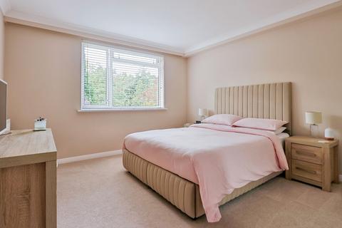 2 bedroom flat for sale, Branksome Wood Road, Bournemouth, Dorset, BH4