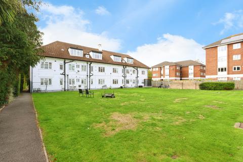 1 bedroom flat for sale, Poole Road, Branksome, Poole, Dorset, BH12
