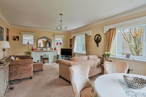3 bedroom flat for sale, Grosvenor Road, Westbourne, Bournemouth, Dorset, BH4