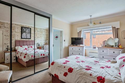 3 bedroom flat for sale, Grosvenor Road, Westbourne, Bournemouth, Dorset, BH4