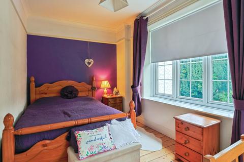 2 bedroom flat for sale, Surrey Road South, Westbourne, Bournemouth, Dorset, BH4