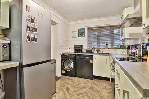 2 bedroom flat for sale, Durley Chine Road, BOURNEMOUTH, Dorset, BH2