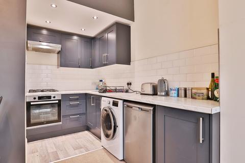 1 bedroom flat for sale, Surrey Road, Westbourne, Bournemouth, Dorset, BH4
