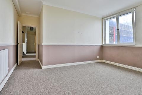 2 bedroom flat for sale, Prince of Wales Road, Westbourne, Bournemouth, Dorset, BH4