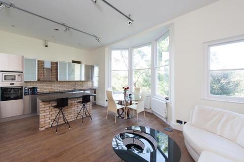 1 bedroom flat for sale, King Henrys Road, Primrose Hill, London, NW3