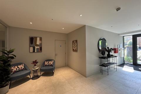 2 bedroom flat to rent, Willowbrook House, Coster Avenue, London N4