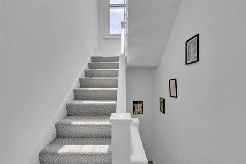 1 bedroom property for sale, Ainger Road, Primrose Hill, London, NW3