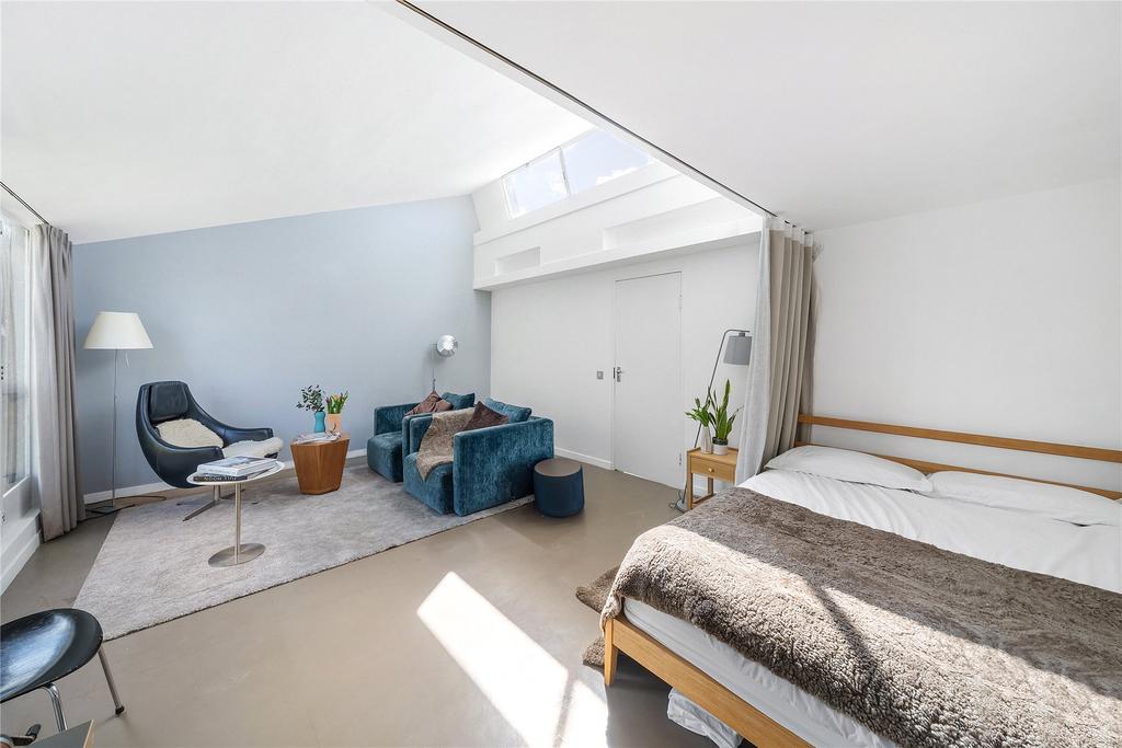 Bedroom/Reception