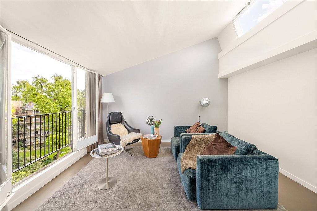 Bedroom/Reception