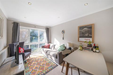 2 bedroom flat for sale, Gloucester Avenue, Primrose Hill, London, NW1