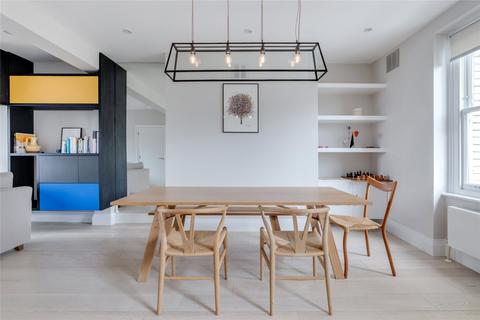 2 bedroom flat for sale, Ainger Road, London, NW3