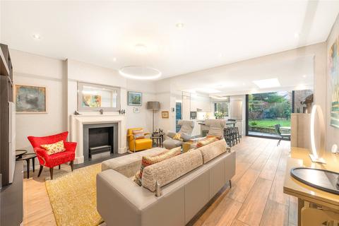 3 bedroom flat for sale, King Henrys Road, Primrose Hill, London, NW3