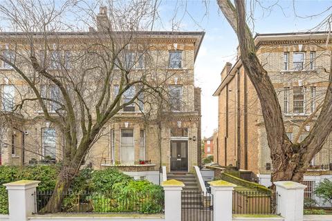 3 bedroom flat for sale, King Henrys Road, Primrose Hill, London, NW3