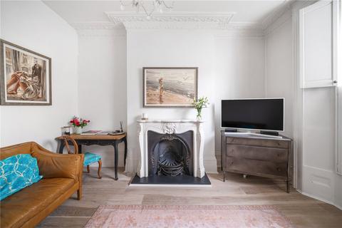 2 bedroom flat for sale, Gloucester Avenue, London, NW1