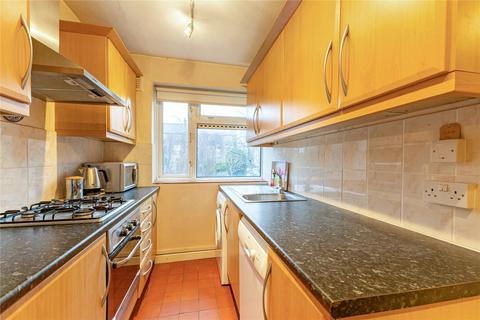 2 bedroom flat for sale, Railway Side, London, SW13