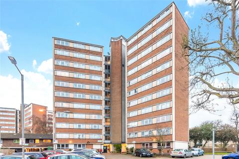 3 bedroom flat for sale, Castlecombe Drive, Southfields, London, SW19