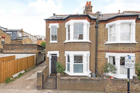 2 bedroom flat for sale, Coliston Road, Southfields, London, SW18
