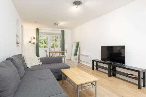 2 bedroom flat for sale, Selhurst Close, London, SW19