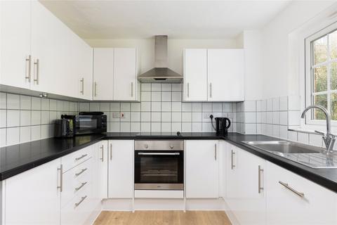 2 bedroom flat for sale, Selhurst Close, London, SW19