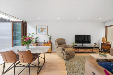 Camborne Road, Southfields, London, SW18