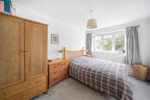 3 bedroom flat for sale, Chobham Gardens, Southfields, London, SW19