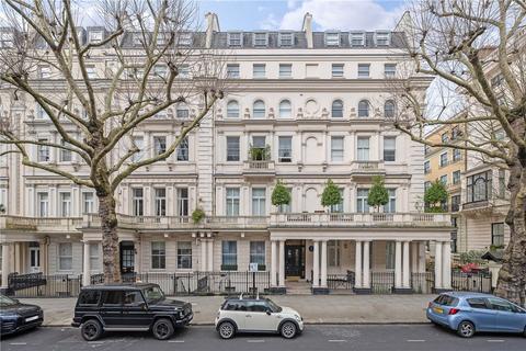 Queens Gate, London, SW7