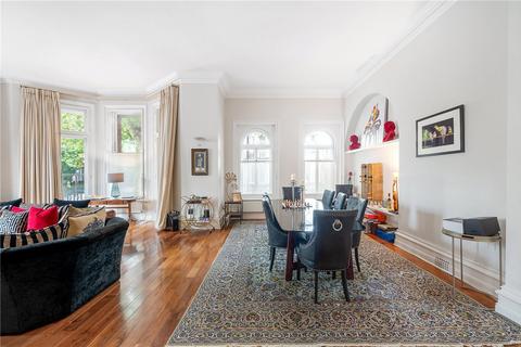 3 bedroom flat for sale, Cranley Mansions, Gloucester Road, South Kensington, London, SW7
