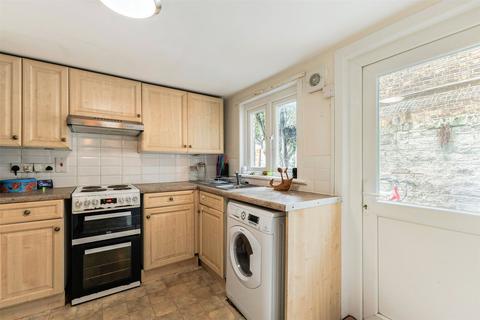 2 bedroom terraced house for sale, Teddington Park, Teddington, TW11