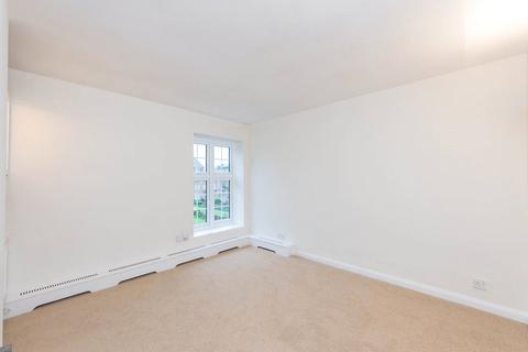 undefined, St. Andrew's Square, Surbiton, KT6