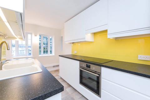 undefined, St. Andrew's Square, Surbiton, KT6