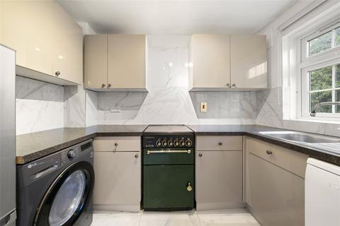2 bedroom end of terrace house for sale, Cricketers Close, Chessington, KT9