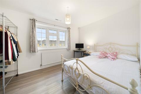 2 bedroom end of terrace house for sale, Cricketers Close, Chessington, KT9